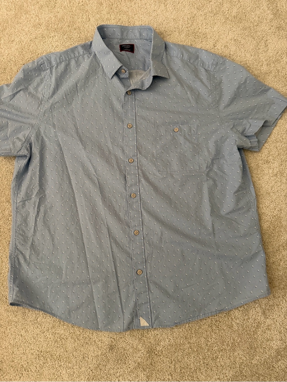 Nip Tuck Short-Sleeve Light Blue Button-Down Shirt with Subtle Dot Texture